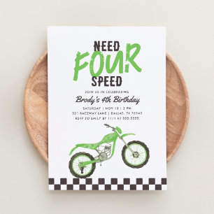 Behöver fyra snabba Gröntar Dirt Bike Boy 4e födel Inbjudningar