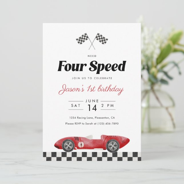 Behöver Fyrväxlad 4-årsdag Vintage Racingbil Inbjudningar (Stående Fram)