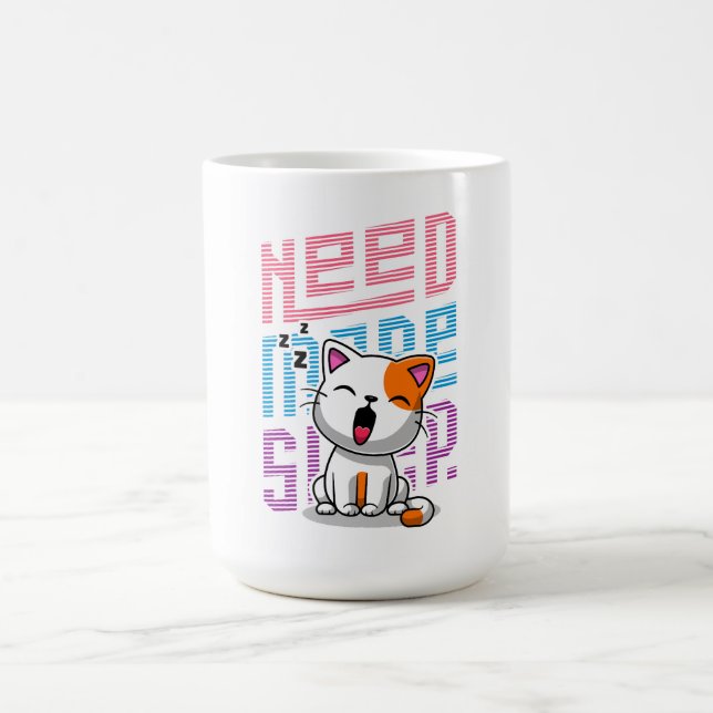Behöver mer strömsparläge | Funny Cat söt yawn-utt Kaffemugg (Center)
