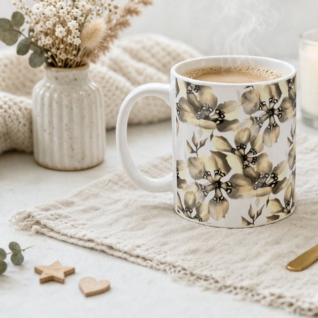 Beige blommönster Elegant Neutral Klassisk Kaffemugg (Skapare uppladdad)