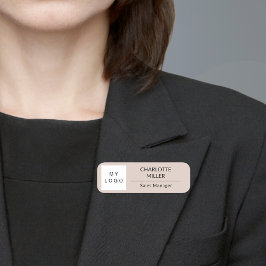 Beige Business logotyp-anställd modern Namnbricka