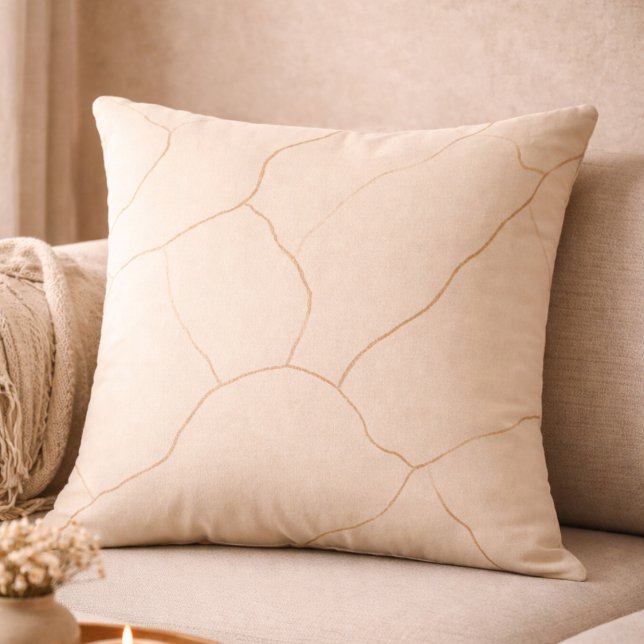 Beige Cocoa Veins Throw Pillow Kudde (Beige canvas tones traced with cocoa veining for grounded, layered interiors.)