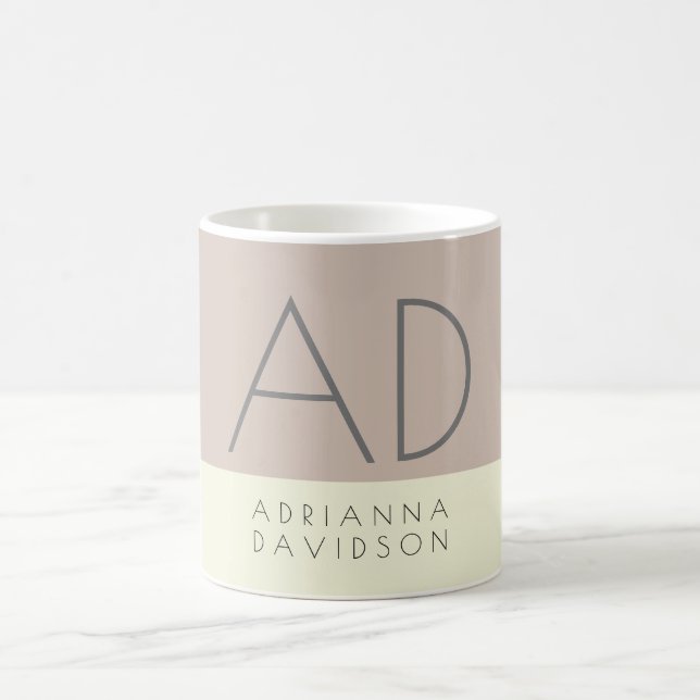 Beige Färg Trendig Lodrät Monogram minimalist Kaffemugg (Center)