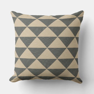 Beige green triangle pattern Throw Pillow Kudde