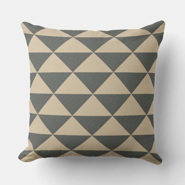Beige green triangle pattern Throw Pillow Kudde (Framsida)