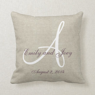 Beige Linen Lila White Monogram Bröllop Keepsaké Kudde