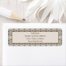 Beige med brun mönster