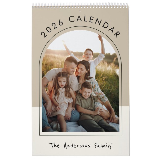 Beige Minimalist Family Photo 2026 Monthly  Kalender (Omslag)