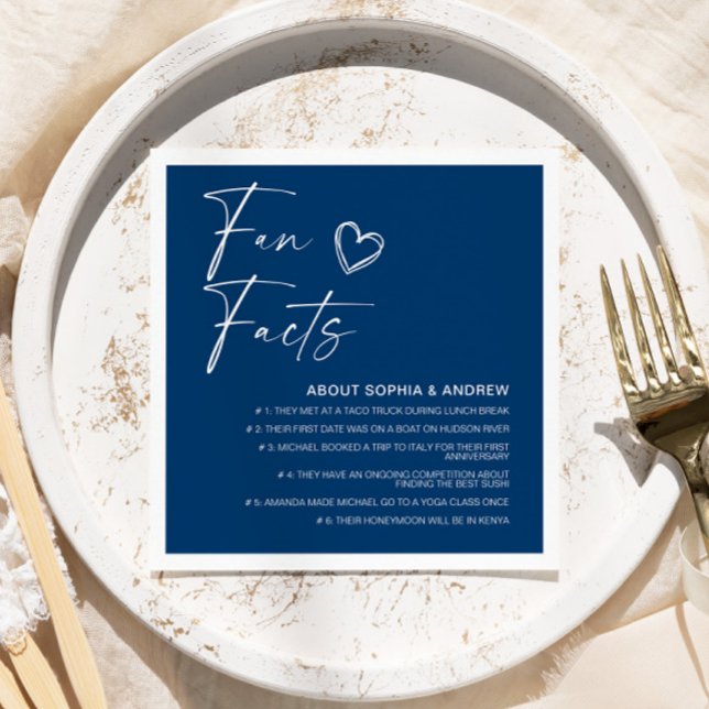 Beige Minimalist Roligt Facts Bröllop Napkins Pappersservett (Skapare uppladdad)