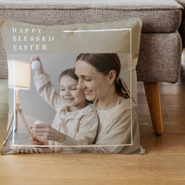Beige Modern Family Photo | Lycklig Blank Påsk Kudde