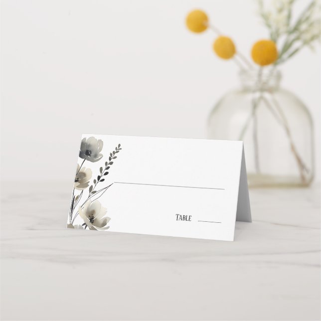 Beige Neutral Floral Wedding Placeringskort (Framsida)