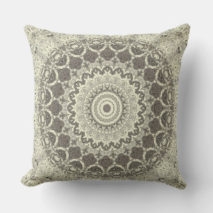Beige och Taupe Mandala Mönsterdesign Kudde