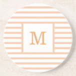Beige och White Rand Anpassningsbar Monogram Sands Underlägg<br><div class="desc">Skaffa en söt,  gigantisk,  modern beige och vit strippad underlägg med anpassningsbarnas monogram namn eller initialer,  till ditt mysiga hem eller kontor! Made med sandsten. Anpassa det med ditt favoritteckensnitt och färg för att göra det till ditt och bara lycklig underlägg!</div>