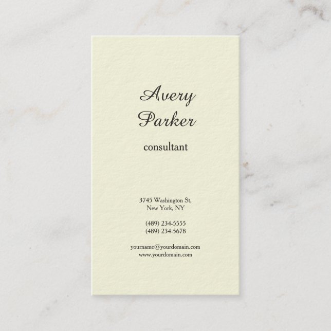 Beige Plain Modern Minimalist Professionell Visitkort (Framsida)