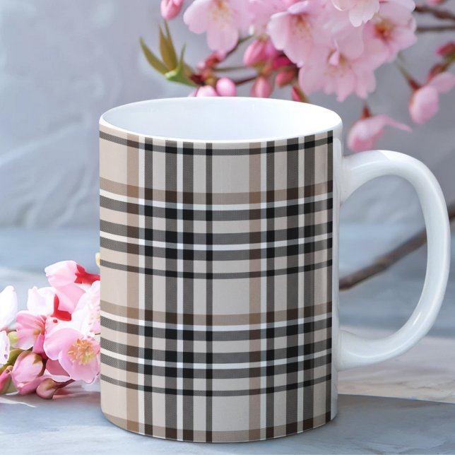 Beige rutig mönster  kaffemugg (Skapare uppladdad)