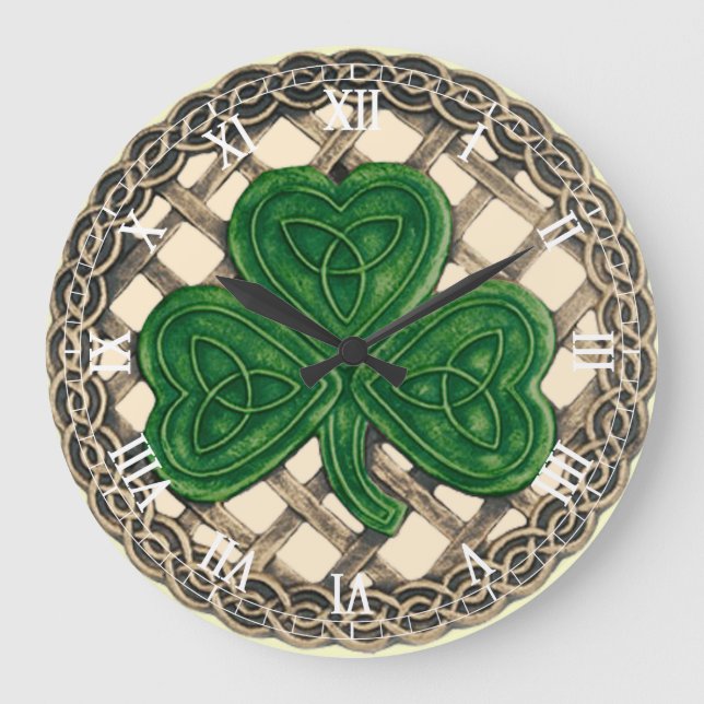 Beige Shamrock och keltiska knoppar Stor Klocka (Framsida)