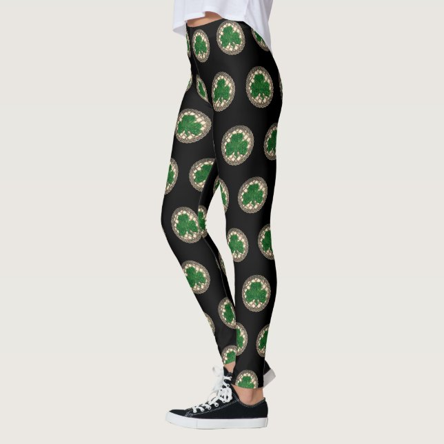 Beige Shamrock on Celtic Knots Leggings (Vänster)