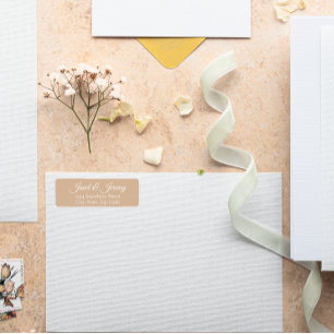 Beige Stylized Namn Bröllop Returadress Etikett