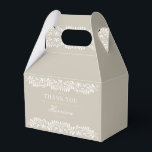 Beige Talavera-plattor Spansk Fiesta Bröllop Efter Presentaskar<br><div class="desc">Alla älskar en fiesta! Denna samling är en neutral blandning av elegans och kulturarv, inspirerad av traditionella mexikanska Talavera- kakelmönster. Den känsliga, beige blomgränsen utstrålar sofistikation och en touch av festlig charm, vilket gör den perfekt för din spanskt eller mexikanskt inspirerade fest. Oavsett om du är värd för en stor...</div>