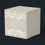Beige Talavera Tile Spanska Stil Fiesta Bröllop Presentaskar<br><div class="desc">Alla kärlek en fiesta! Denna samling är en neutralt blandning av elegans och kulturarv, inspirerad av Mexikos traditionella Talavera-titel mönster. Den ömtåliga beige blommigten gräns utstrålar sofistikering och en aning festlig charm, skapar den perfekt för din spanska eller mexikanska inspirerade firande. Oavsett om du är värd för en stor fiesta...</div>