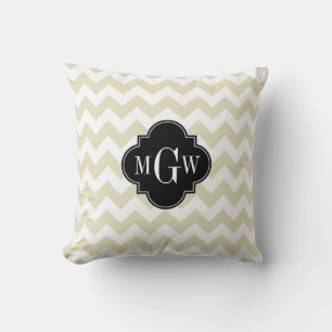 Beige Vit Chevron Svart Quatrefoil 3 Monogramm Kudde