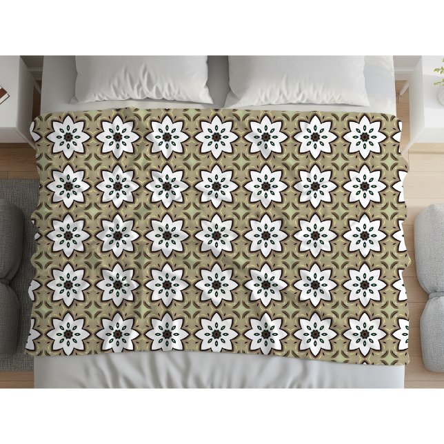Beige, vit och svart geometrisk mandala  fleecefilt (Skapare uppladdad)