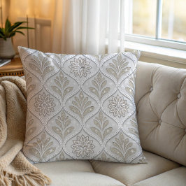 Beige & White Sparkling Quatrefoil Pattern Kudde