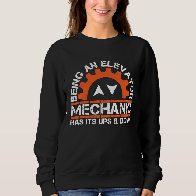 Being An Elevator Mechanics Elevator Enthusiasts   T Shirt (Framsida)