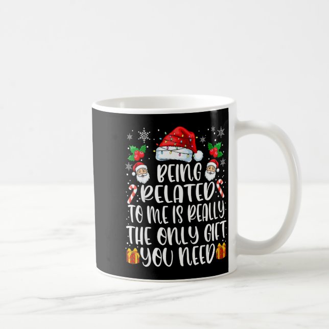 Being Related To Me Funny Christmas Family Xmas Pa Kaffemugg (Höger)