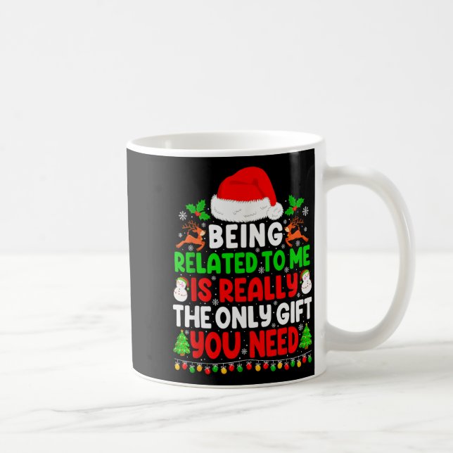 Being Related To Me Xmas Pajamas Funny Christmas F Kaffemugg (Höger)