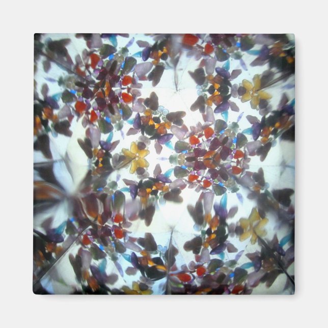 Bejeweled Kaleidescope 40 Magnet (Framsidan)