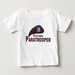 Beklagligt nog tillfrisknar framtida paratrooper B T Shirt