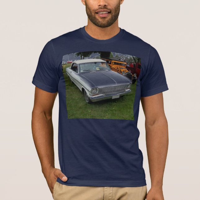 beklär den chevy novaen 1963 för vit med krom t shirt (Framsida)