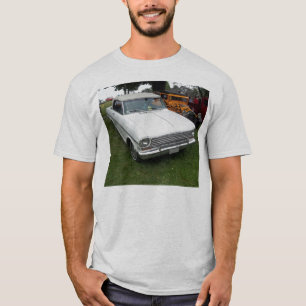 beklär den chevy novaen 1963 för vit med krom tee