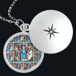 Bekräftelse av heliga Spirit Stached Glass Virgin  Berlockhalsband<br><div class="desc">Det här är en vacker nedfläckad glasbild av Heligan Spirit / Heliga Ghost som representeras av en duva som sjunger över Mary och Apostles på Pentecost.</div>