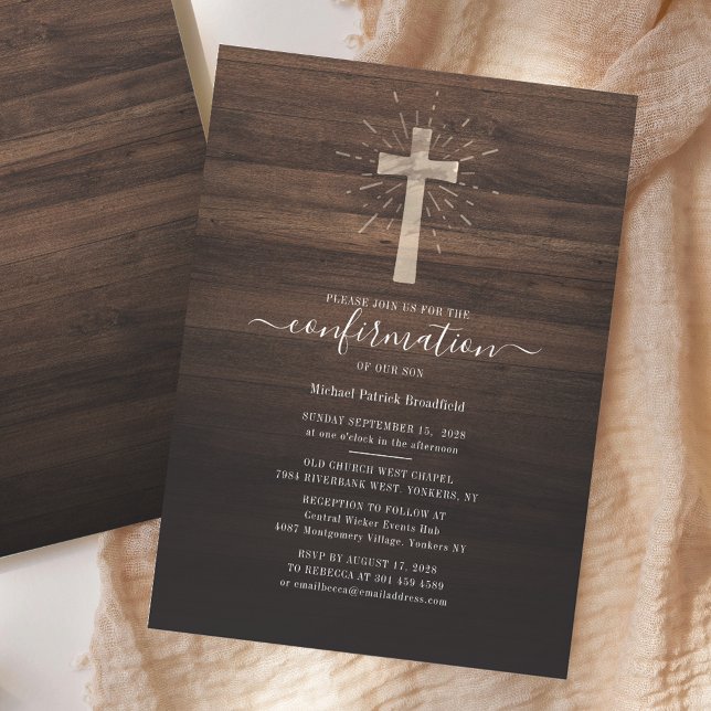 Bekräftelse: Ceremony Church Kor Rustic Wood Inbjudningar (Rustic Wood Background Script Confirmation Invitation)
