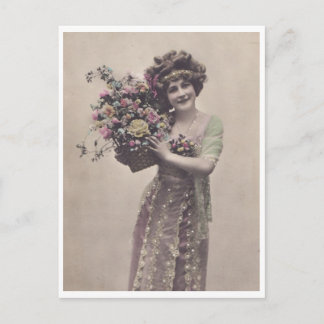 Bekvämt nedtryckt Retro Young Woman Vykort