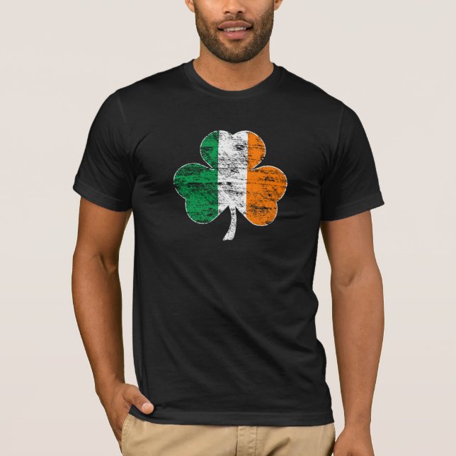 Bekymrad irländsk flaggaShamrockT-tröja Tee Shirt (Framsida)