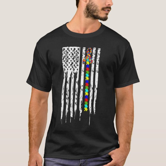 Bekymrad utslagsplats för amerikanska flaggan t shirt (Framsida)