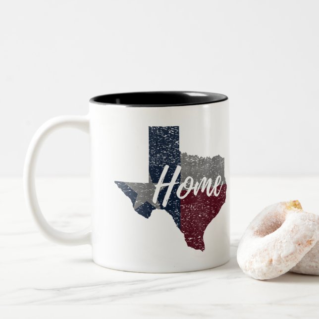 Bekymrat urblektt Texas flaggahem Två-Tonad Mugg (Med munk)