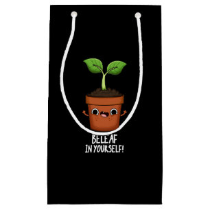 Beleaf in Yourself Funny Plant Pun Mörk BG