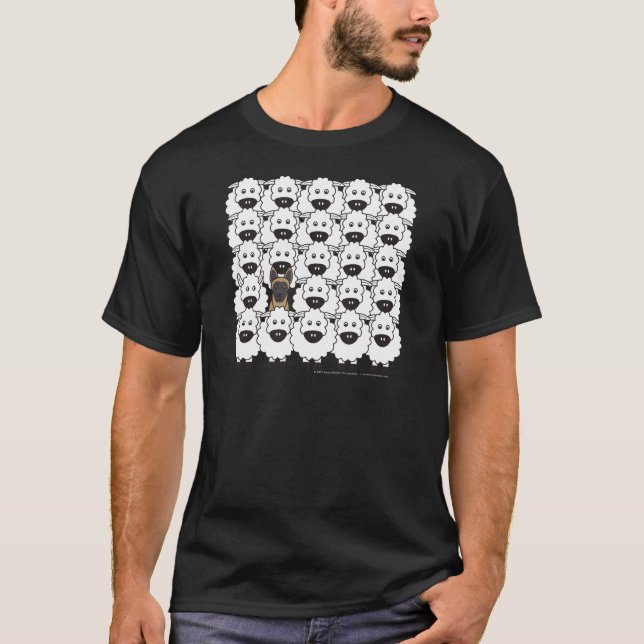 Belgare Malinois i fåren T Shirt (Framsida)