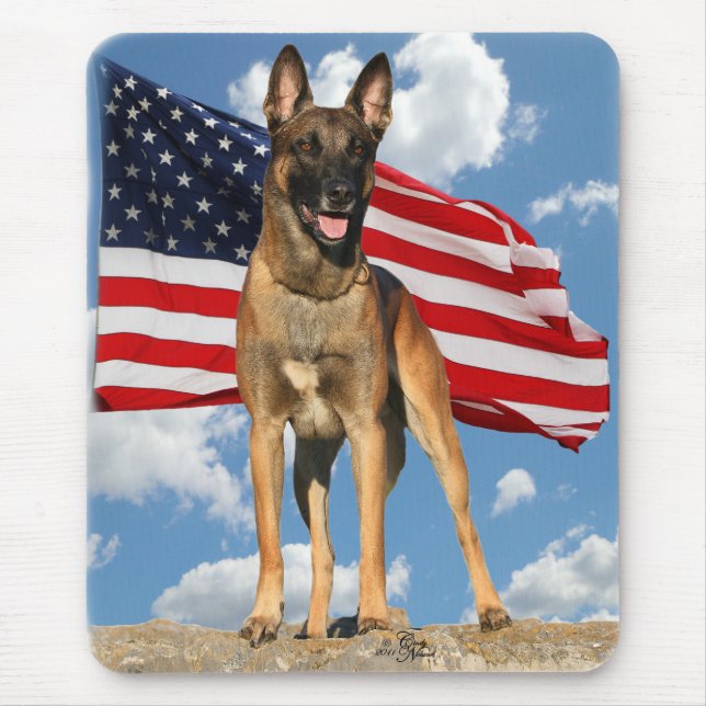 Belgare Malinois med flaggamousepad Musmatta (Framsidan)