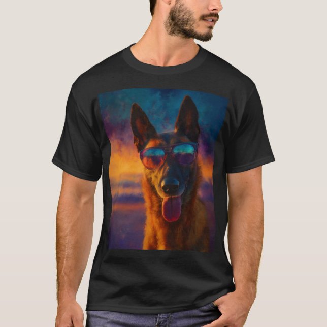 Belgian Malinois Wearing Sunglasses T Shirt (Framsida)