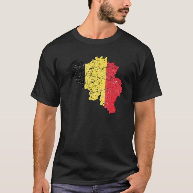 Belgien flagga med det belgiska karta som drabbats t shirt (Framsida)