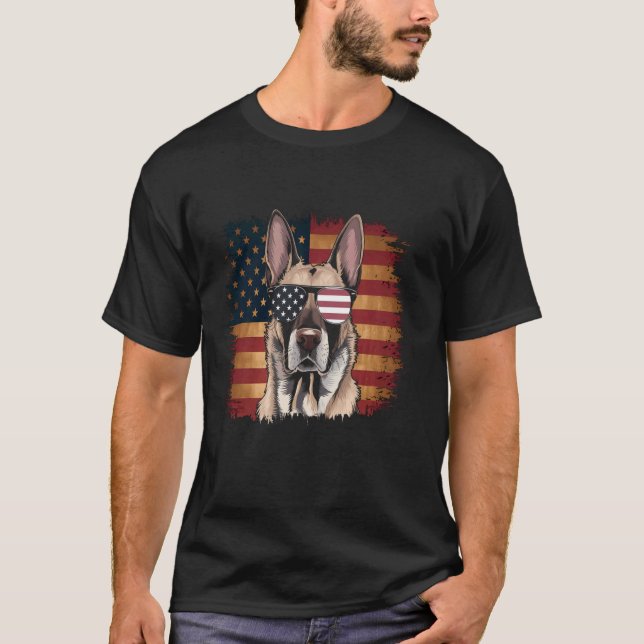 Belgisk Malinois 4:e Juli T Shirt (Framsida)