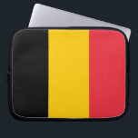 Belgiska Flagga Laptop sleeve<br><div class="desc">Lägg till en snyggt till dina tekniktillbehör med vår exklusiv laptop sleeve med flagga Belgien! Laptop sleeve, som är uppgjort med stor noggrannhet, är mer än bara ett skyddande fodral. Det är firande i Belgiens kulturarv och kulturella pride i riken. Den sjudande designen visar tydligt den ikoniska belgiska flagga, skapar...</div>