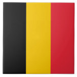 Belgiska Flagga Tile Kakelplatta<br><div class="desc">Förbättra din livsmiljö med vår slående bricka som visar flagga i Belgien! Den här plattan är uppgjord med stor noggrannhet, den är mer än bara en dekorativ biet, den är en firande av det belgiska arvet och det nationella pridet. Det djärva mönstret visar stolt det belgiska flagga ikoniska inslag, inklusive...</div>