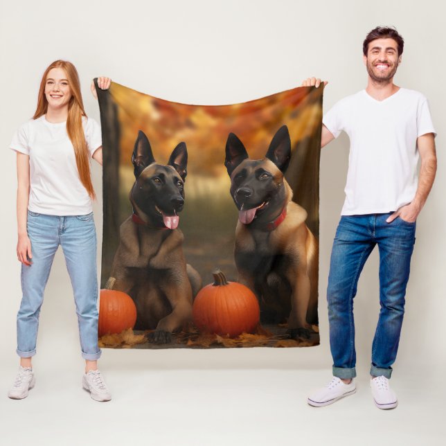 Belgiska Malinoi Puppy Autumn Delight Pumpkin Fleecefilt (På plats)