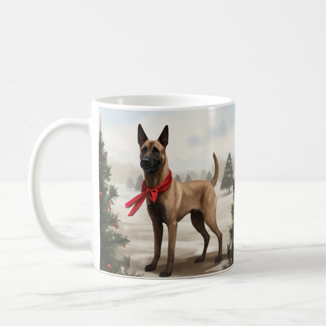 Belgiska Malinois Hund under julen i Snö Kaffemugg (Vänster)